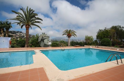 Villa for sale in Moraira with pool and tennis court